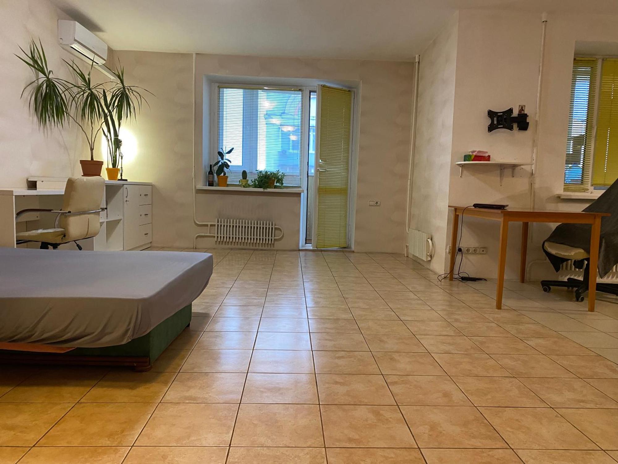 Studio apartment *